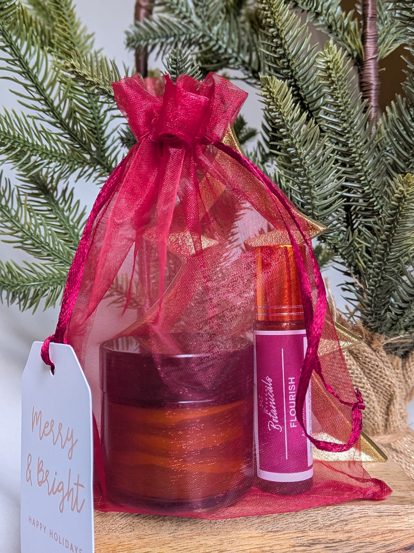 FREE Festive Bags + Tags for Easy Gifting